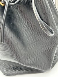Image 2 of Louis Vuitton Petit Noè Bucket Bag Black Epi Leayher 