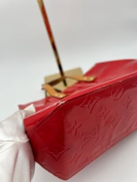 Image 18 of Louis Vuitton Reade PM Red Vernis Leather Handbag