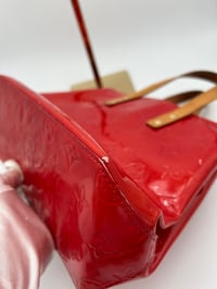 Image 21 of Louis Vuitton Reade PM Red Vernis Leather Handbag