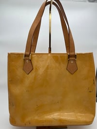 Image 1 of Louis Vuitton Reade MM Yellow Patent Leather