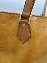 Image 2 of Louis Vuitton Reade MM Yellow Patent Leather