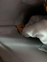 Image 25 of Louis Vuitton Reade MM Green Patent Leather Top Handle Bag