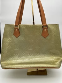 Image 10 of Louis Vuitton Reade MM Green Patent Leather Top Handle Bag