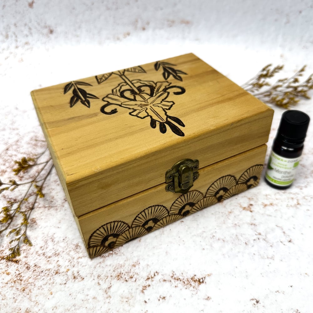 Image of Coffret à Huiles Essentielles Fleurs art nouveau 