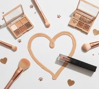 Image 2 of  WET LIP PAINT (BOTTLE GIRL)