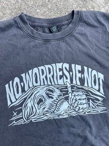 Image of ‘NO WORRIES’ Tee.