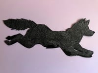 LOUP QUI COURT