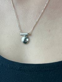 Image 3 of Frida, argent