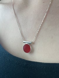 Image 3 of Frida, agate rouge