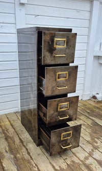 Image 1 of Classeur de bureau à tiroirs en métal