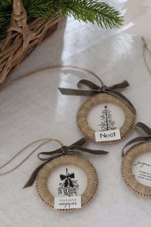 Image of Mini couronne de Noël en macramé