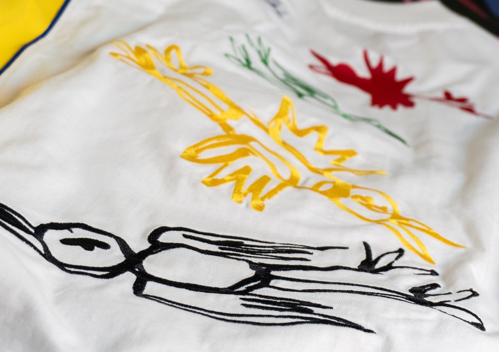 Image of Tee shirt manches longues LOST & FOUND blanc et jaunee