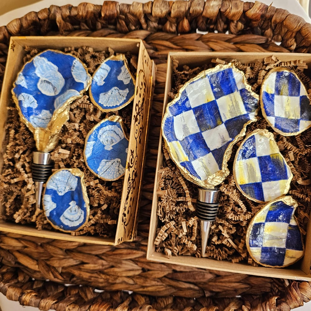 Image of Hand-Painted Oyster Shell Wine Stopper &amp; Magnet Set: Coastal Decor Gift