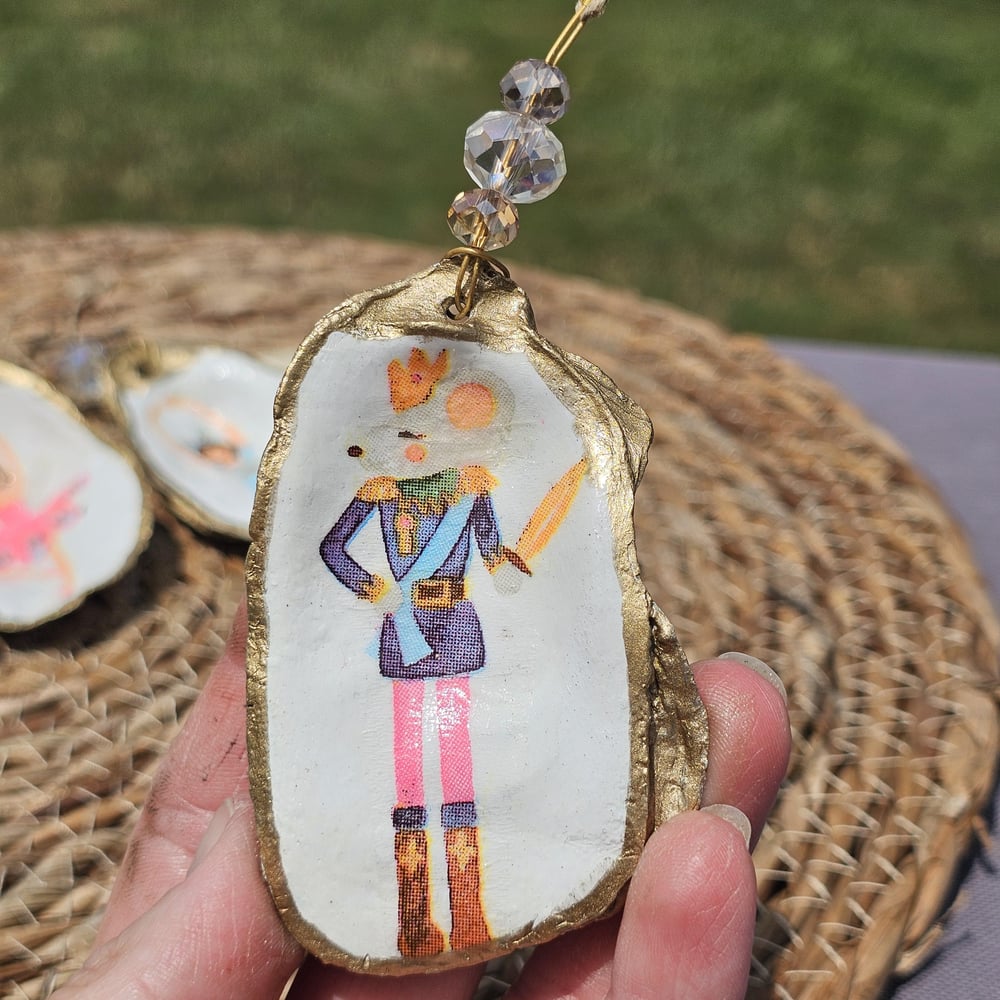 Image of Nutcracker Ballet Oyster Shell Ornament Set: Coastal Christmas Decor