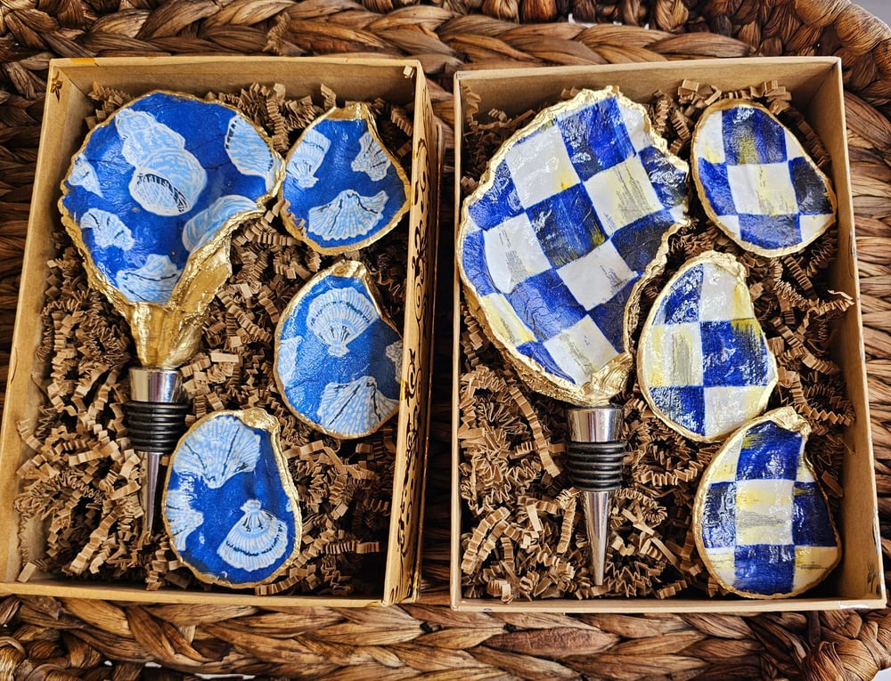 Image of Hand-Painted Oyster Shell Wine Stopper &amp; Magnet Set: Coastal Decor Gift