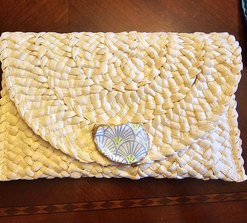 Image of Boho Straw Clutch: Handmade Woven Handbag with Oyster Shell