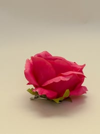 Image 2 of sample pink rose clip