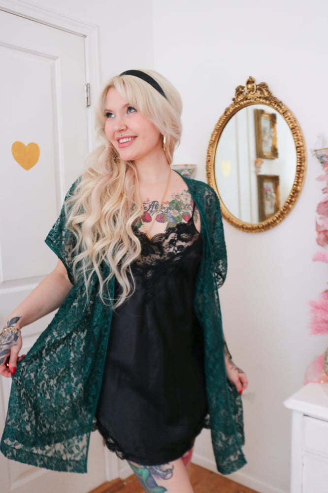 Image of 90s Alexandra Nicole Emerald Green Lace Robe (See Condition Section)