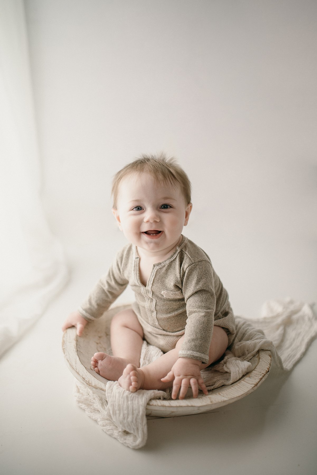 Image of Mini Grow with me package only has 3 month and 6 month and 9 month in this package. 