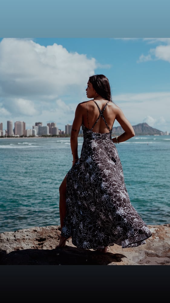 Image of Pua Aloalo Black Wrap Dress 