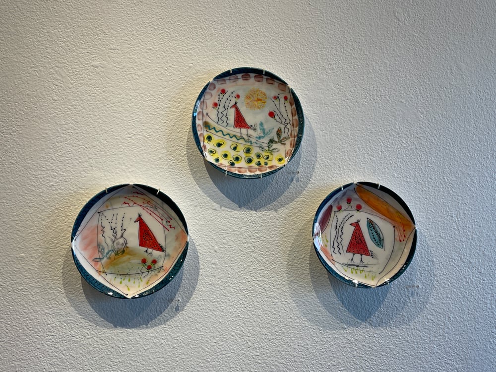 Image of Set of 3, Birdie's Garden Plates, Tryptic