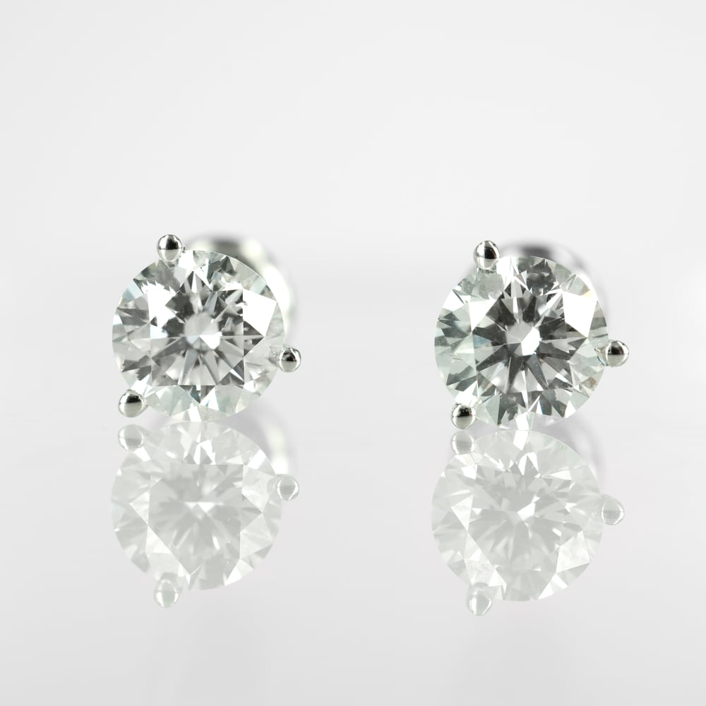 Image of 14ct White Gold Diamond Stud Earrings. 2 Lab Grown Diamonds = 2ct EVS1 XXX Total Weight. TP1