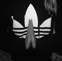 MONOGURUI u-op: (INVISIBLE: IRREVERSIBLE)