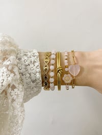 Image 3 of Bracelet PEONIE // Fleur rose et perles Quartz Rose    