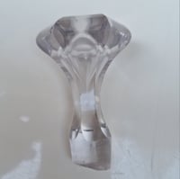 Image 4 of Carafe en cristal moulé Baccarat modèle Bambou Tors