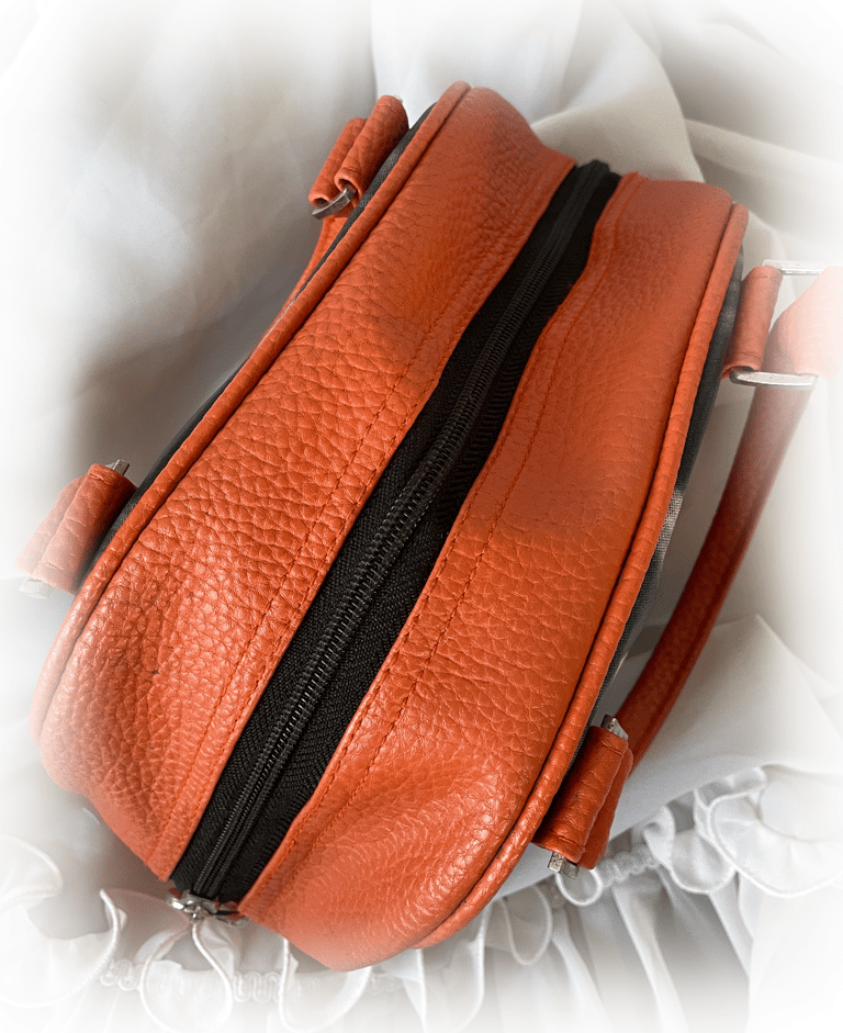 Blythe purse Image 4