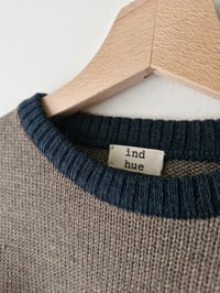 Image 2 of "JANE" VEST_100% EXTRAFINE MERINO PLANT DYED