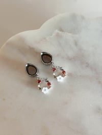 Image 3 of Christmas Wreaths (Silver) 