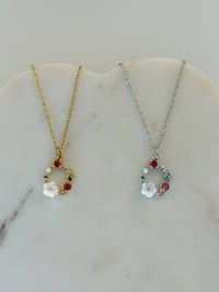 Christmas Wreath Necklace (Silver or Gold)