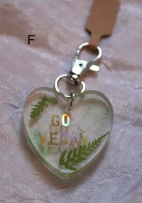 Image 6 of statement schlüsselanhänger