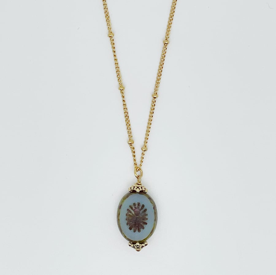 Image of Collier Helvine