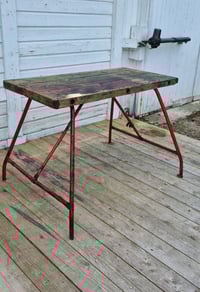 Image 3 of Ancien établi de plombier pliant, en bois et métal