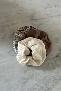 Image 1 of Set Of 3 Pieces Linen and Velvet Hair Scrunchies