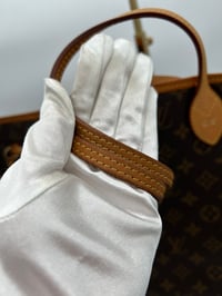 Image 5 of Louis Vuitton Neverfull MM Monogram Dark Pink 