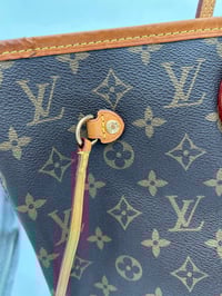 Image 4 of Louis Vuitton Neverfull MM Monogram Dark Pink 