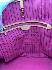 Image 13 of Louis Vuitton Neverfull MM Monogram Dark Pink 