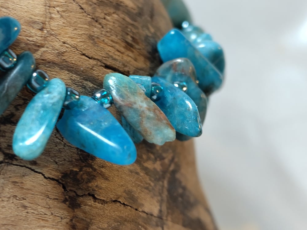 Image of ‘1210’. Neon Apatite Stone Bracelet by BDS.