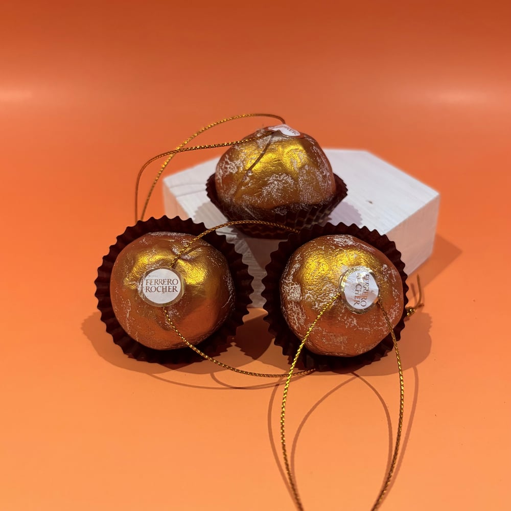 Image of Ceramic Ferrero Rocher 