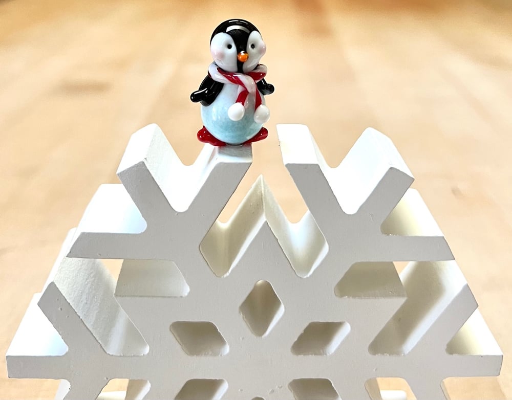 Image of ~PENGUIN SNOWFLAKE~