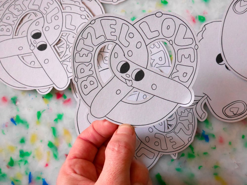 Image of BIG COLORING STICKER -  BRETZEL