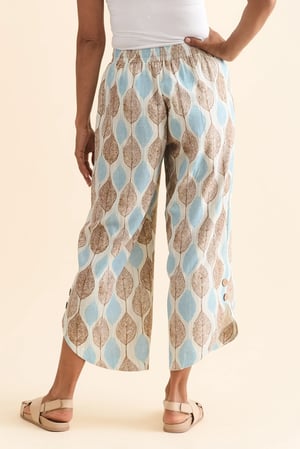 Image of Capri Linen/Cotton Pants - Diamonds