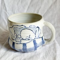 Image 2 of Blue curved Sleepy Mug