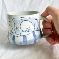 Image 3 of Blue curved Sleepy Mug