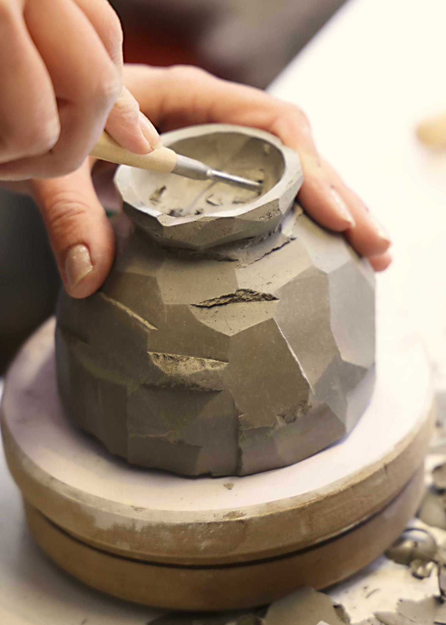 Image of Make your Kurinuki cup through a meditative process