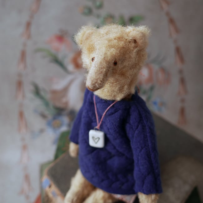 Dulcie, a dishcloth bear