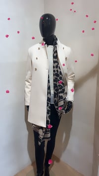 ABRIGO PAÑO BOTONES DORADOS 